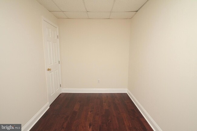 Building Photo - 1117 E Wilt St