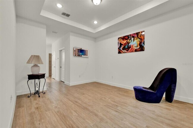 Building Photo - 437 Cinnamon Dr