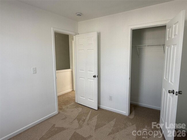 Building Photo - 1318 Nadies Ct