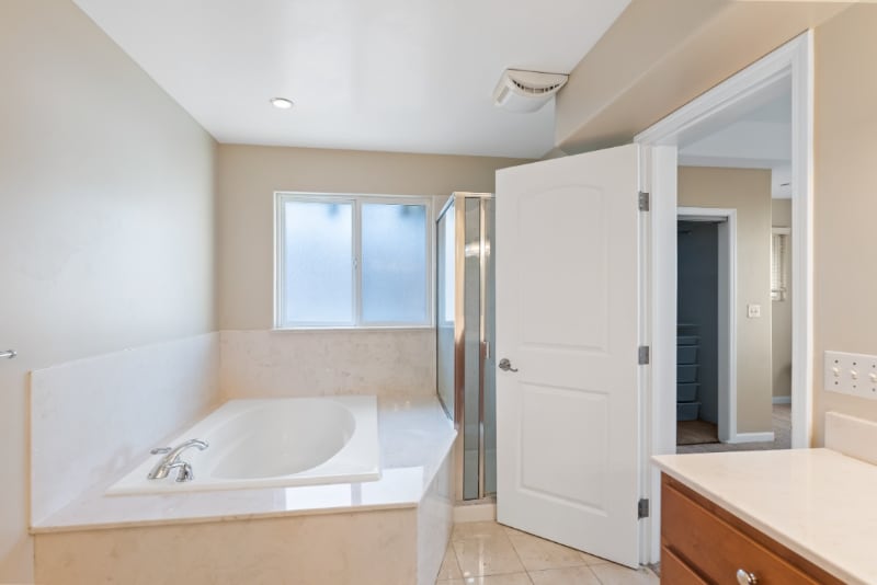 Building Photo - 108 Balbach St