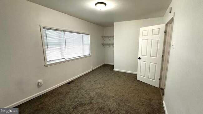 Building Photo - 1549 S 8th St