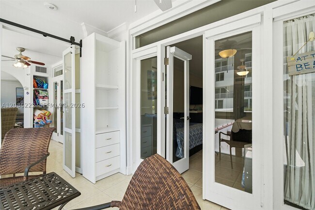 Building Photo - 5401 Collins Ave