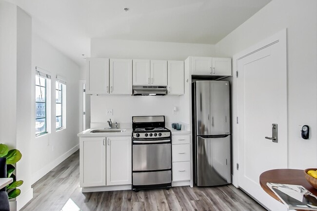 Floorplan - The Rose on Bond