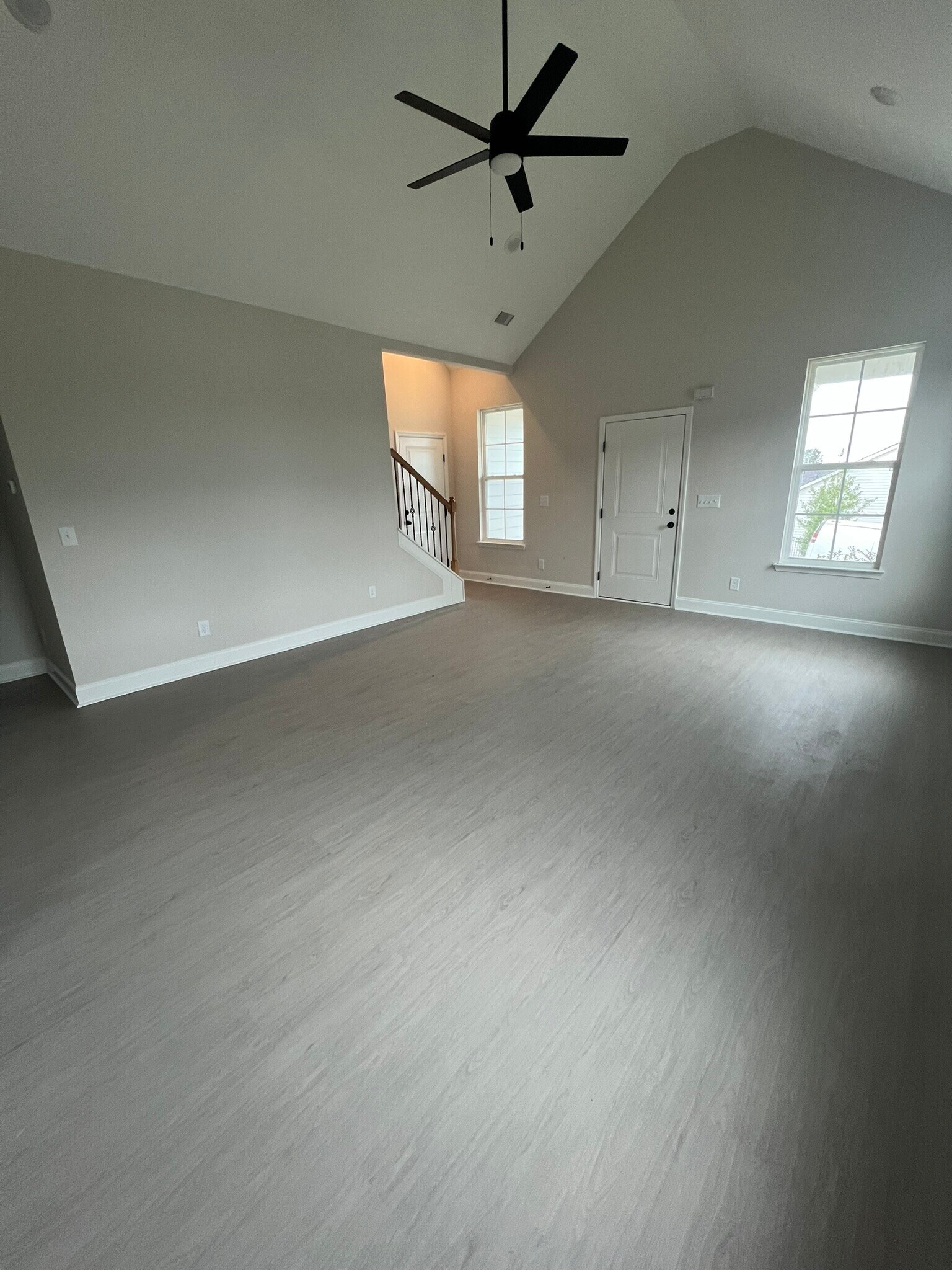 Building Photo - 102 Bennett St