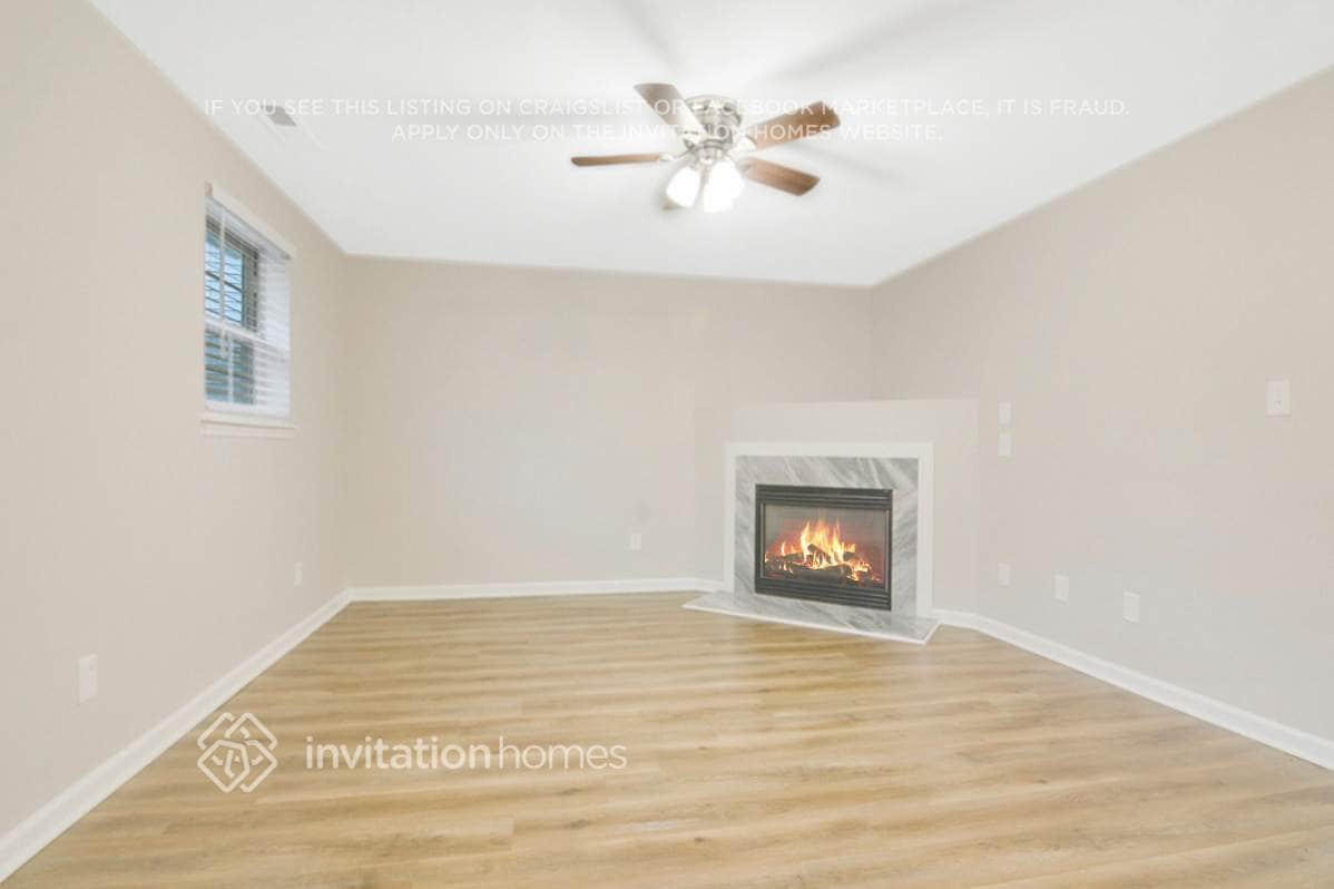 Building Photo - 9 Tumlin Ct