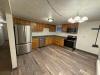 Building Photo - 4027 E 8th Ave