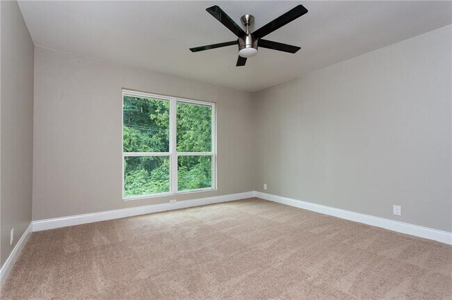 Building Photo - 2706 Mulford Cove