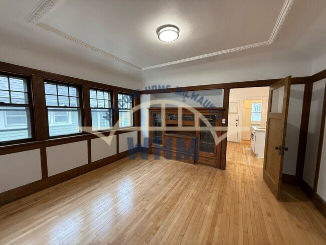 Building Photo - 1609 N 52nd St