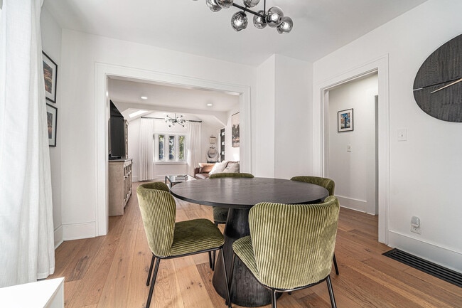 Building Photo - 1007 Mohawk Ave