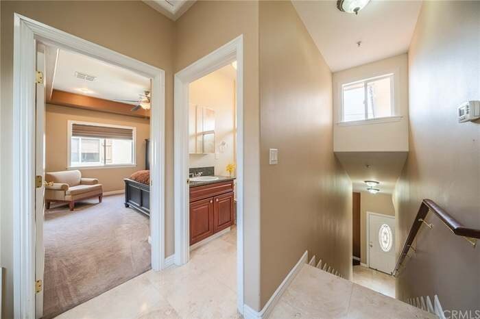 Building Photo - 4015 W 133rd St