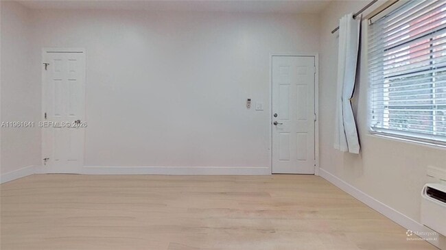 Building Photo - 1227 Euclid Ave