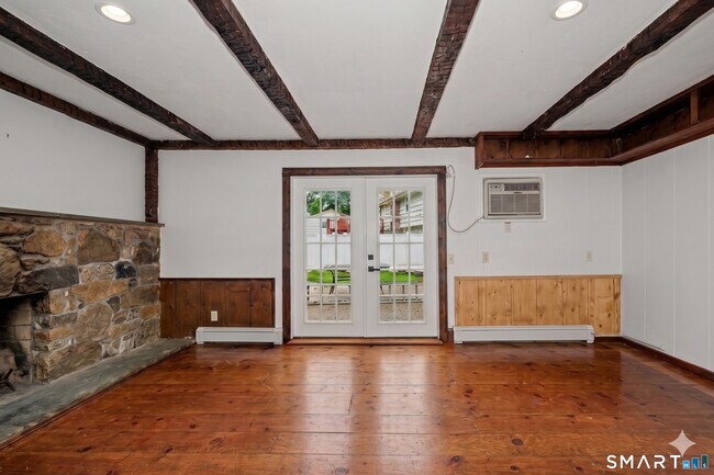 Building Photo - 44 Barmore Dr W