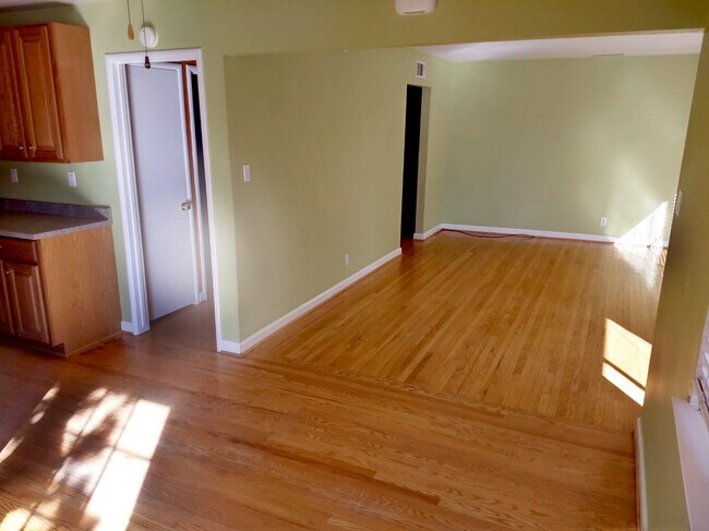 Building Photo - 41226 Erma Ave