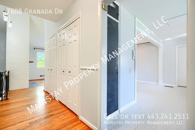 Building Photo - 7608 Granada Dr