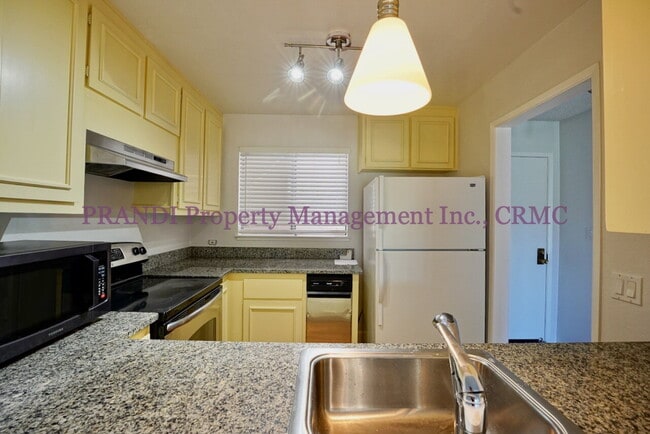 Building Photo - Spyglass Hill Condo Featuring Scenic Mt. T...