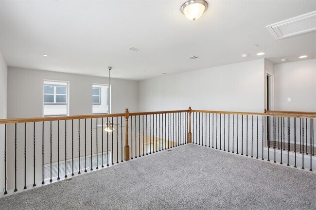 Building Photo - 2304 S Lakeline Blvd