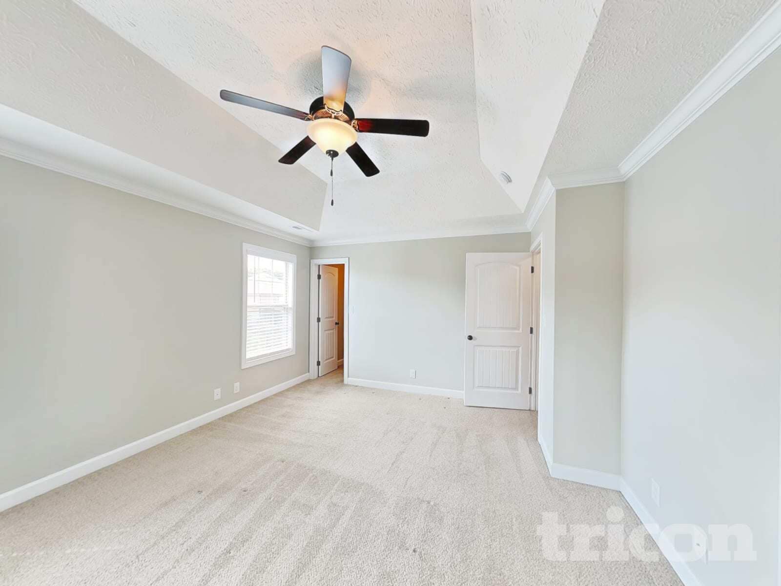 Building Photo - 3772 Windhaven Dr