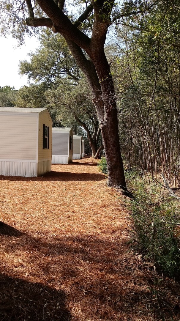 Building Photo - Lovely 2 Bedroom Home in New Home Community-Shadow Oaks