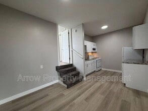 Building Photo - 867 N 26th St