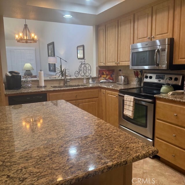 Building Photo - 38921 Wisteria Dr