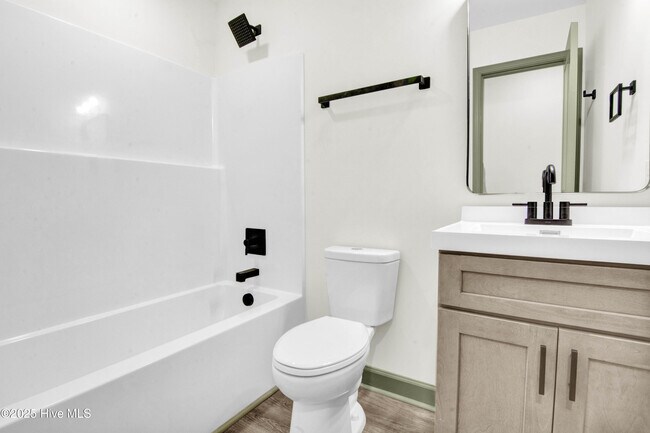 Building Photo - 103 Armstrong Dr