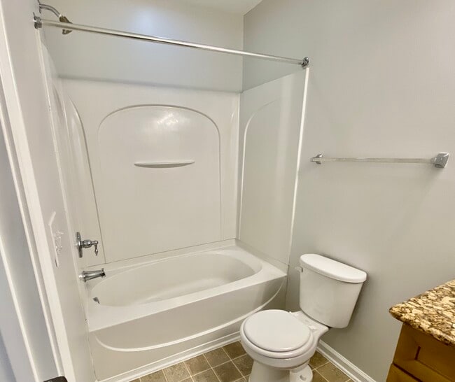 Building Photo - 1328 Stone Manor Dr