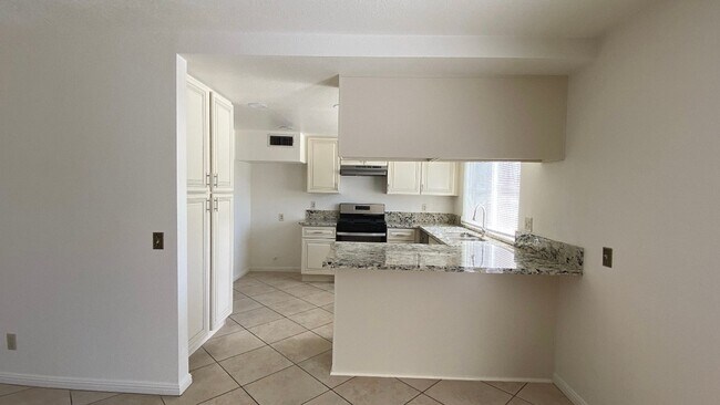 Building Photo - Very Spacious West Lancaster Home