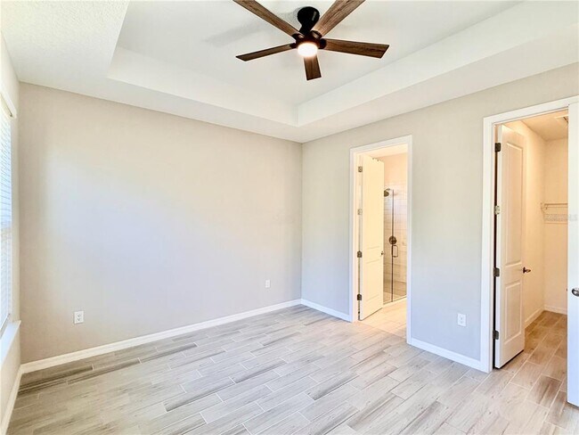 Building Photo - 15109 Shady Palms Ln