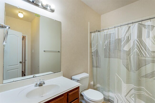 Building Photo - 24807 Lazy Tee Ln