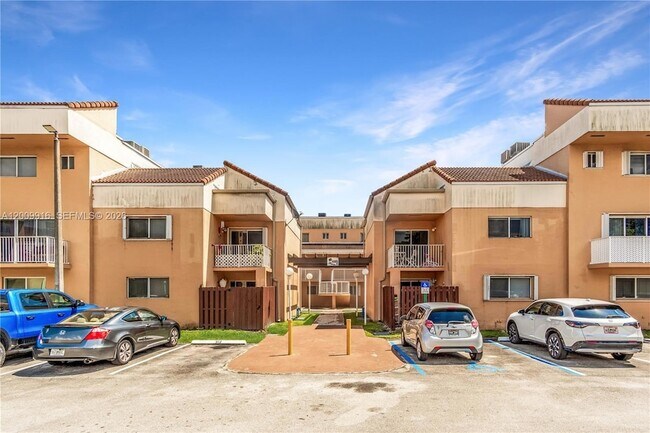 Building Photo - 14905 SW 80th St