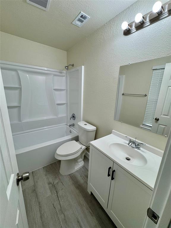 Building Photo - 1205 Ramble Creek Dr