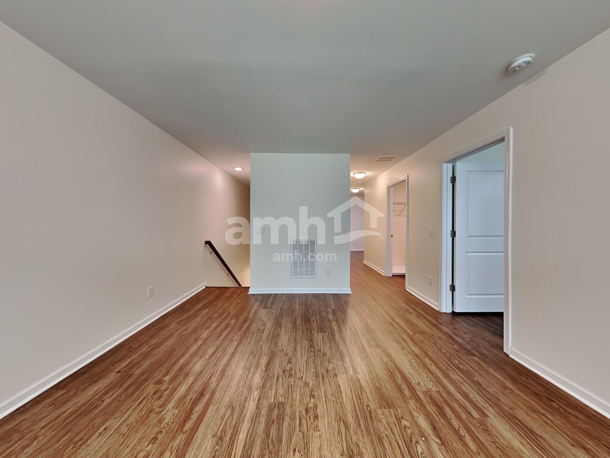 Building Photo - 118 Orion Way