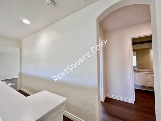 Building Photo - 28132 Castillo Ln