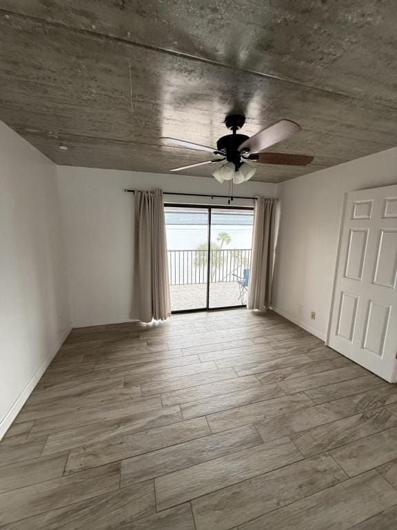 Building Photo - 1540 Riverside Dr