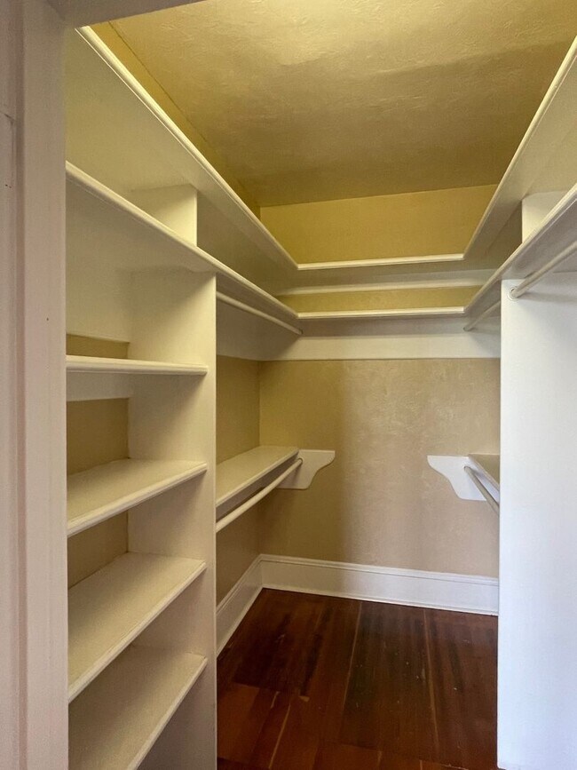 Building Photo - Urban DREAM! Spacious 1-Bedroom w/ Exposed Brick, Fireplace, & More in a Hip Location!