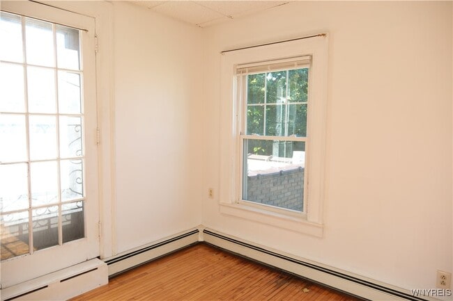Building Photo - 227 Abbott Rd