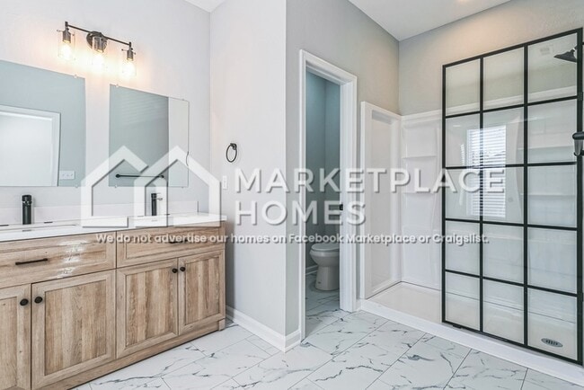 Building Photo - 731 30th St