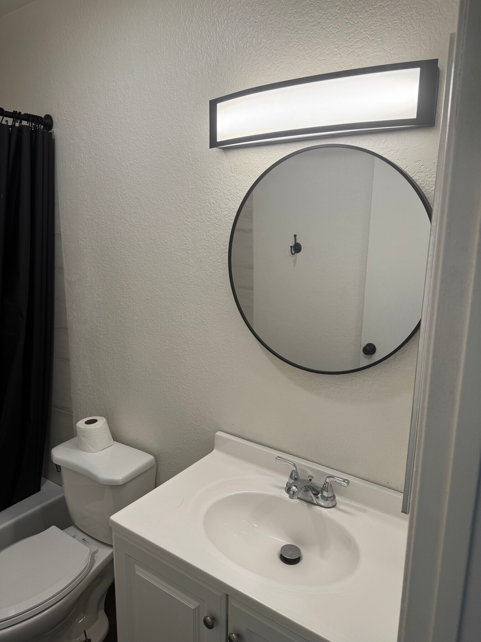 Building Photo - 815 Java Ave