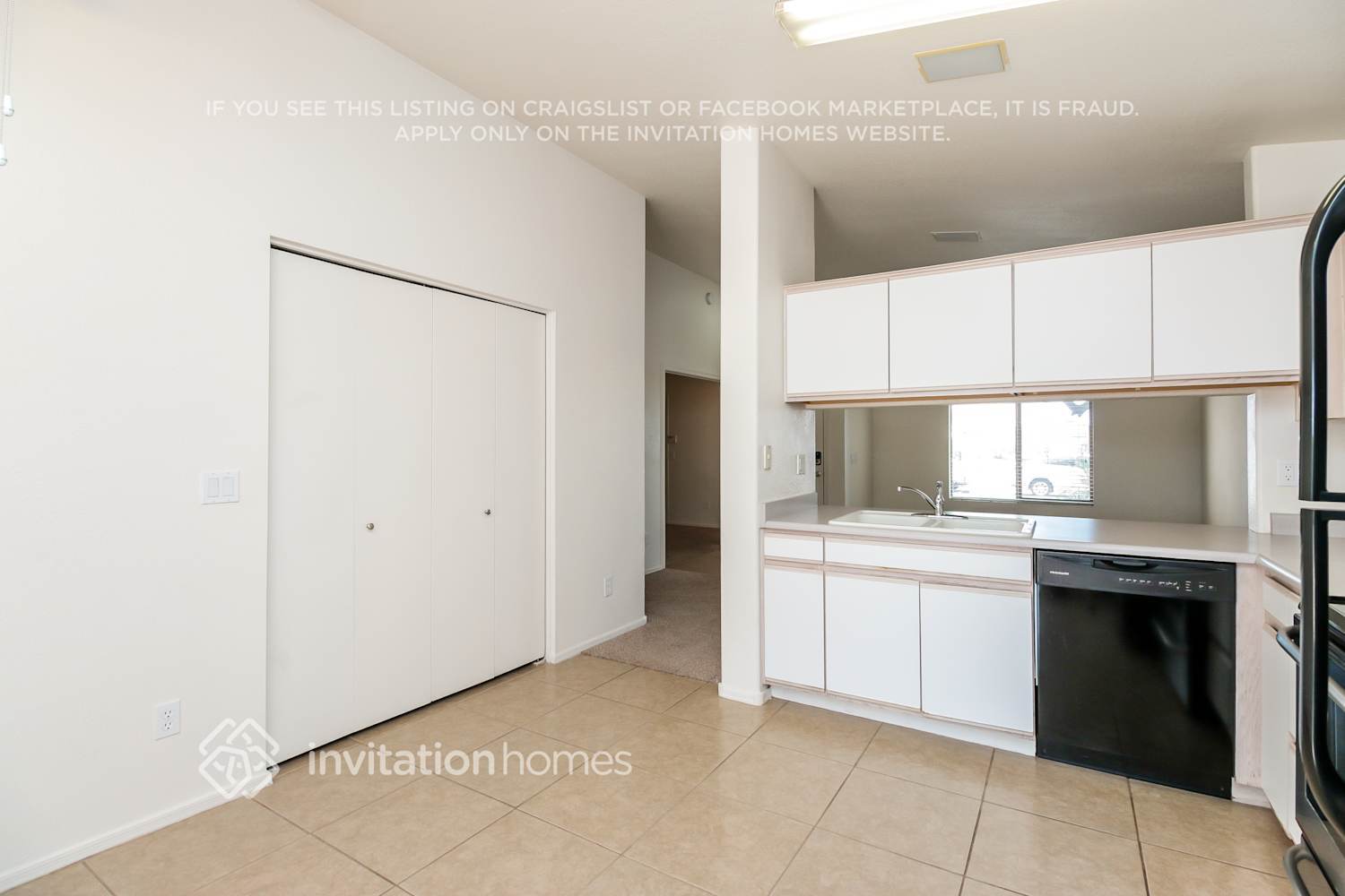 Building Photo - 1688 S Pinto Dr