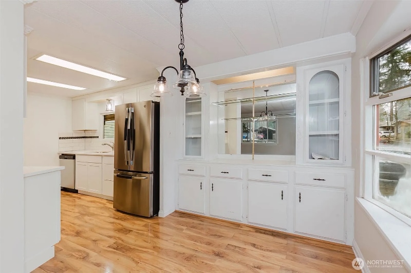 Building Photo - 2535 70th Ave SW