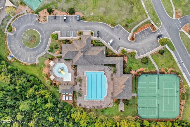 Building Photo - 66108 Edgewater Dr