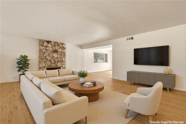 Building Photo - 4310 Tamoshanter Ln