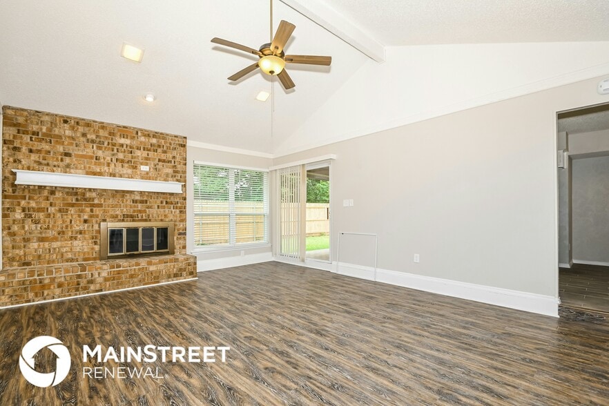 Building Photo - 1905 Dartmouth Ct