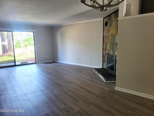 Building Photo - 138 Mallard Cove