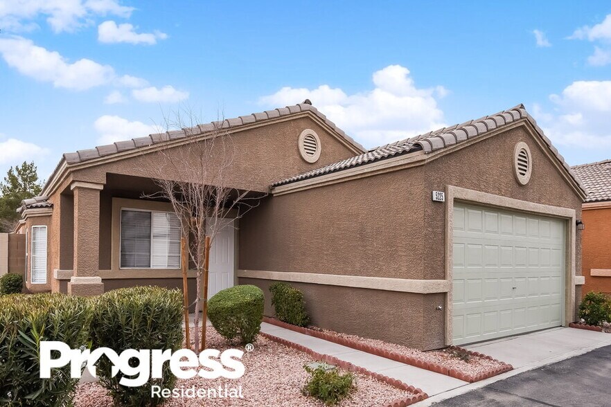 Building Photo - 5225 Panguitch Dr