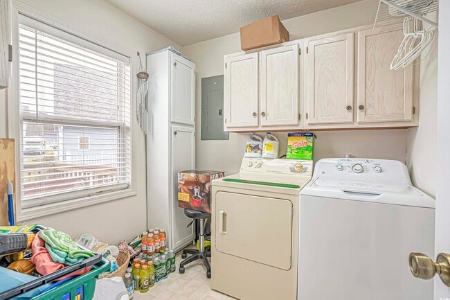 Building Photo - 829 Palmwood Cir