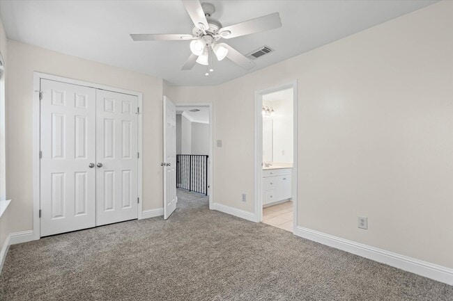 Building Photo - 27572 Claiborne Cir