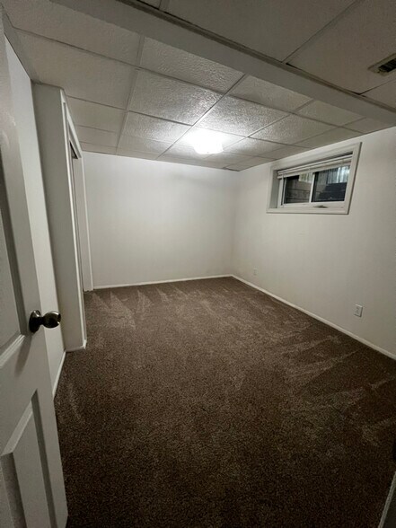 Building Photo - 1182 E 8320 S