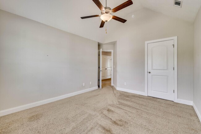 Building Photo - 4281 Valencia Ln