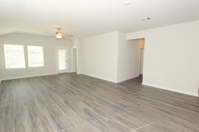 Building Photo - 2619 Good Morrow Dr